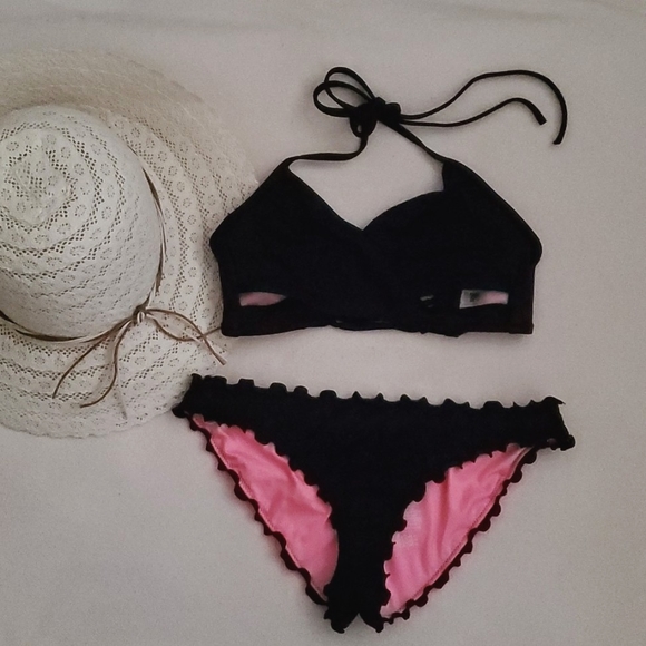 PINK VICTORIA'S SECRET Swimwear Bikini Top Ruffle Hem Bottom Swimsuit Set - Picture 2 of 12